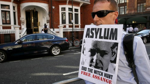 France rejects asylum request by Wikileaks founder - ảnh 1